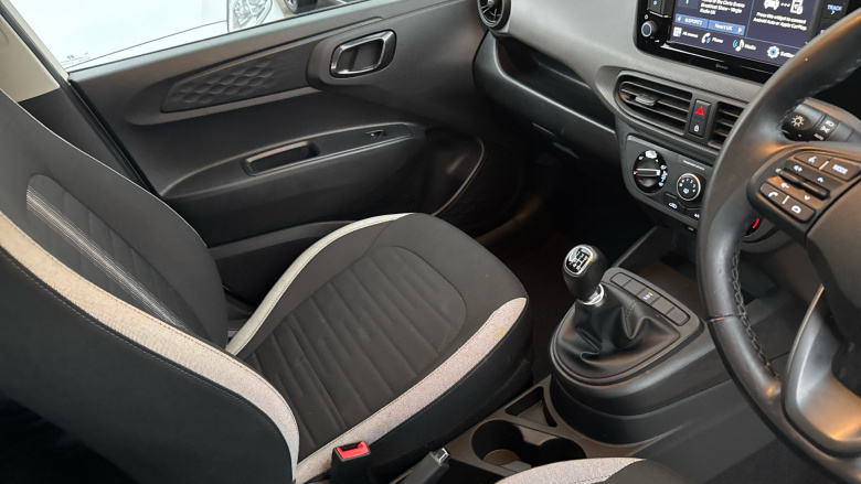 Hyundai i10 1.0 MPi SE Connect 5dr Petrol Hatchback